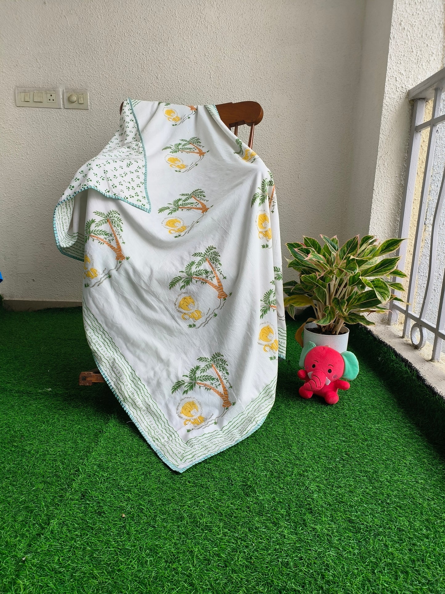 Soft & Cozy Kids Dohar – Breathable and Lightweight