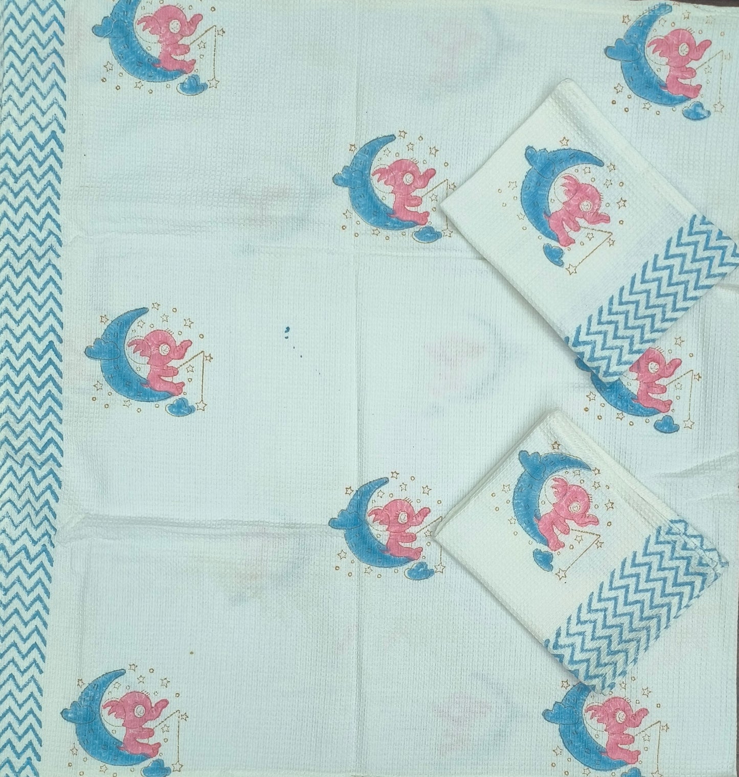 Soft & Cozy Kids Towel Set – Dreamy Moon & Elephant Print