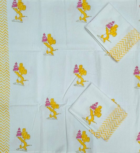 Adorable Bear Ice Cream Towel Set – Soft & Absorbent