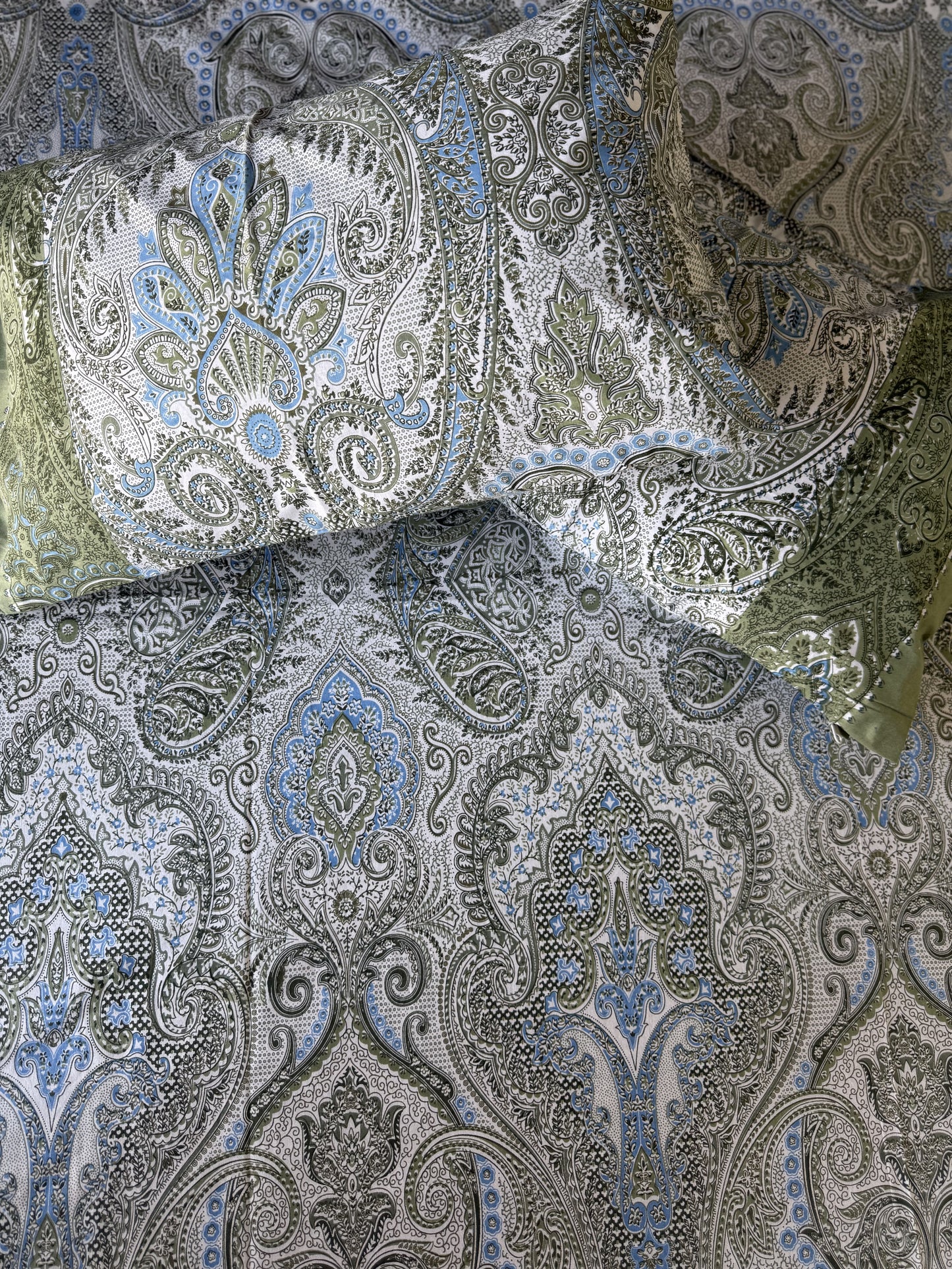 Mughal Jaal Print