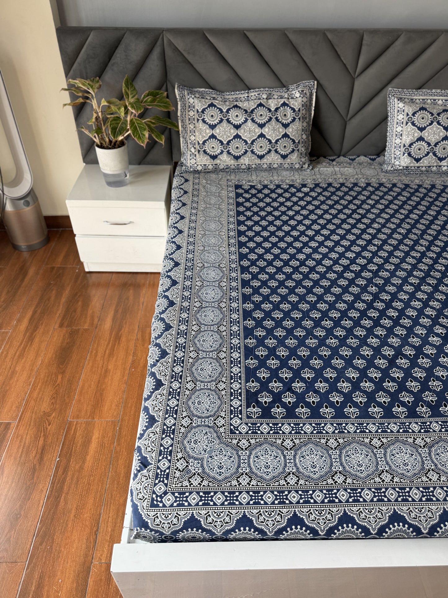 Kashi Vastra Print