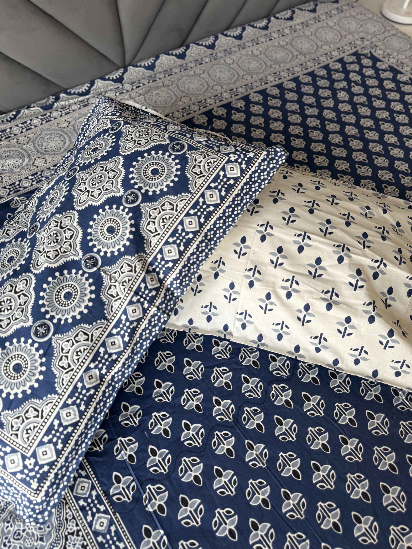 Kashi Vastra Print